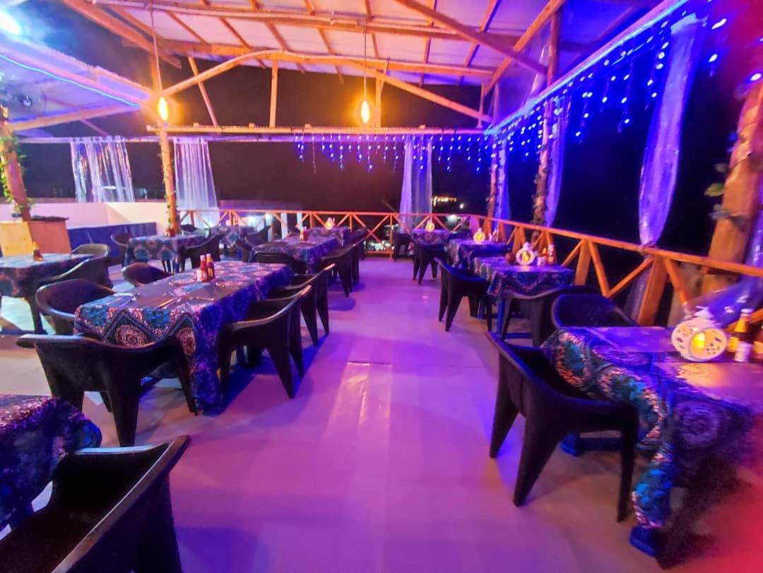 Blue Tides Hotell