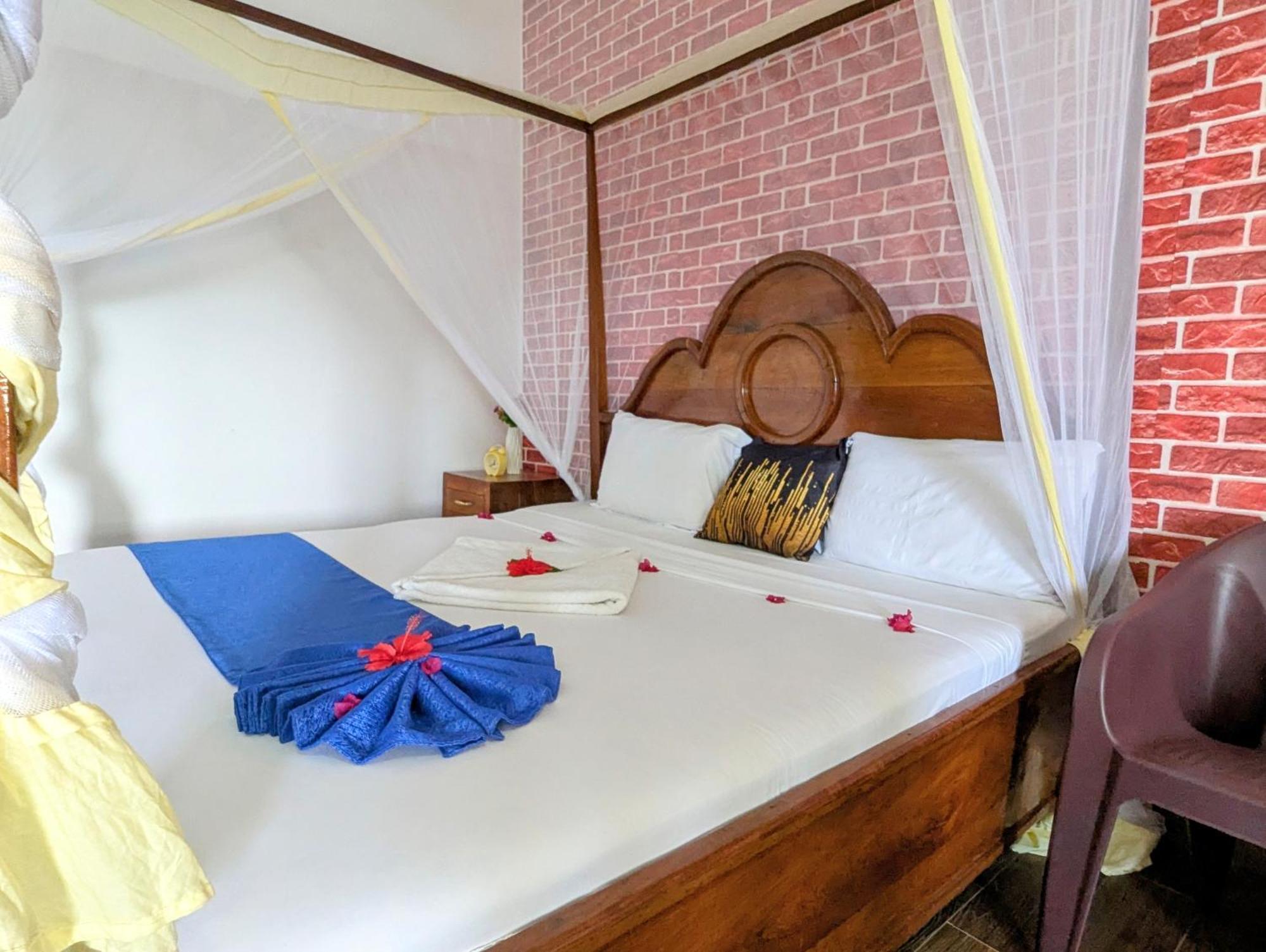 Hotell Blue Tides *