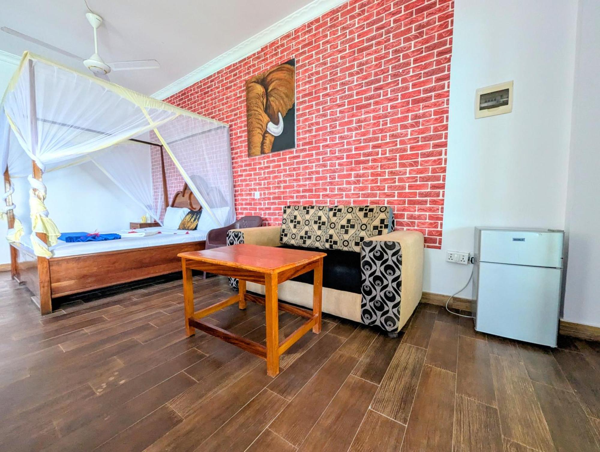 Blue Tides Hotell Nungwi