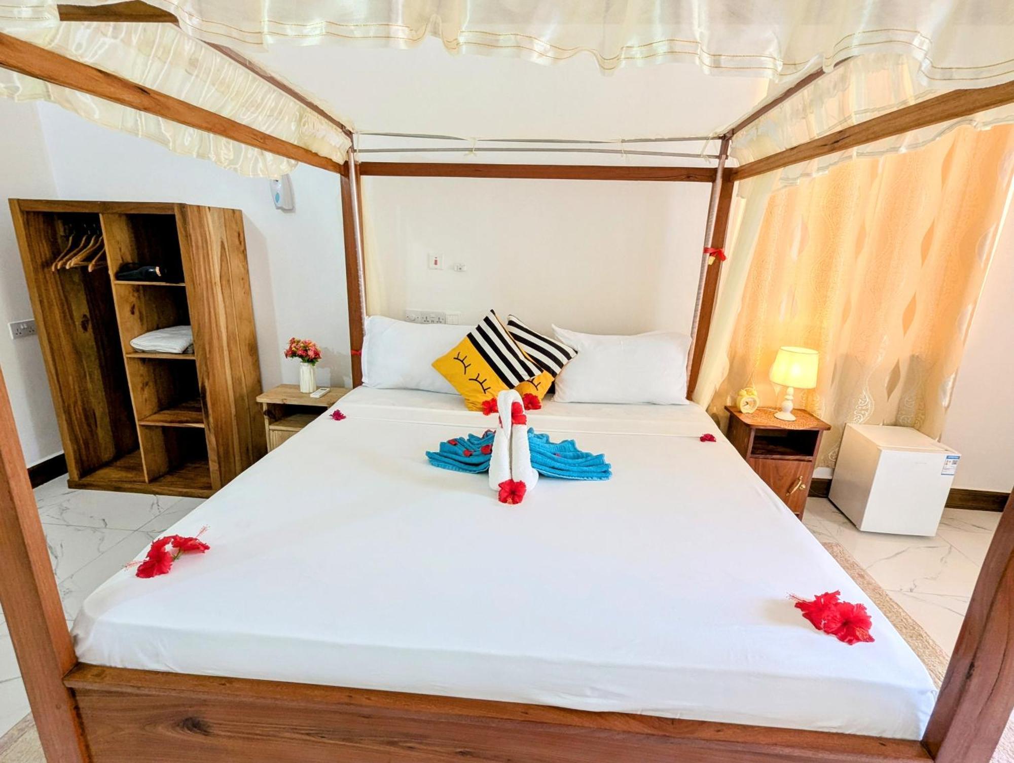 Hotell Blue Tides *